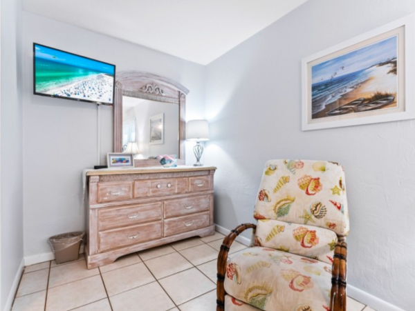 Lovely Three Bedroom Vacation Rental in Siesta Key